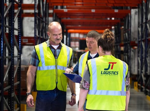 warehouse-worker-18-3840-scaled (1)